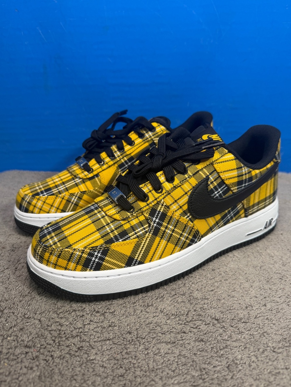Air Force 1 ‘clueless’
Brand new